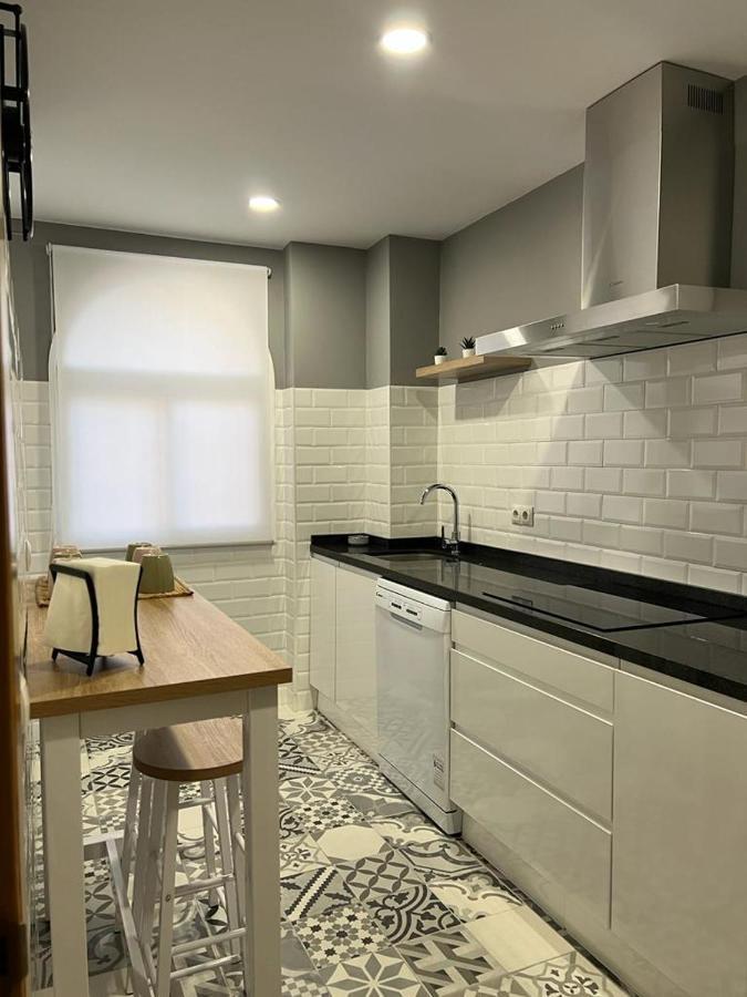 Crisana Beach Malaga Ngoại thất bức ảnh