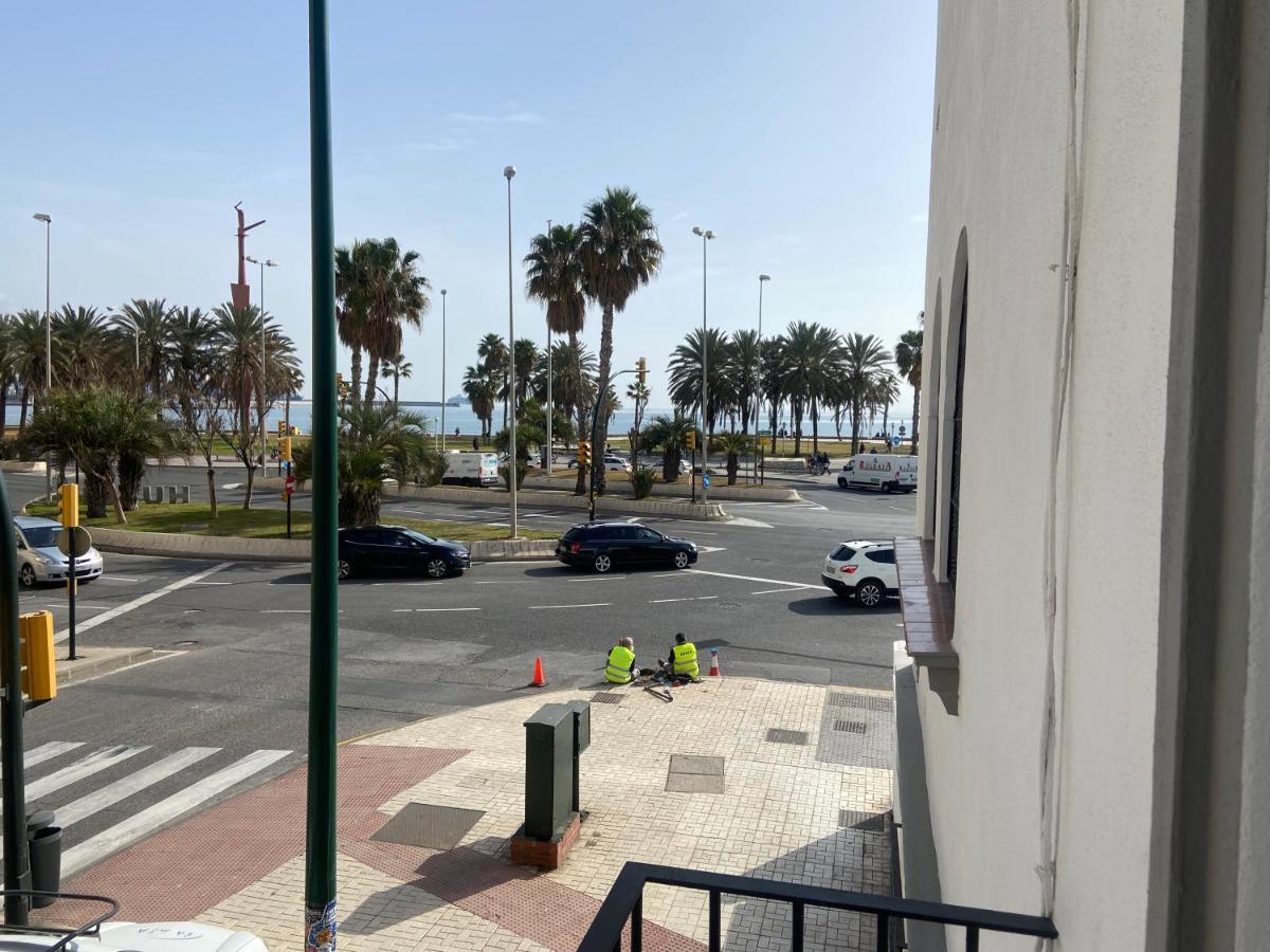 Crisana Beach Malaga Ngoại thất bức ảnh