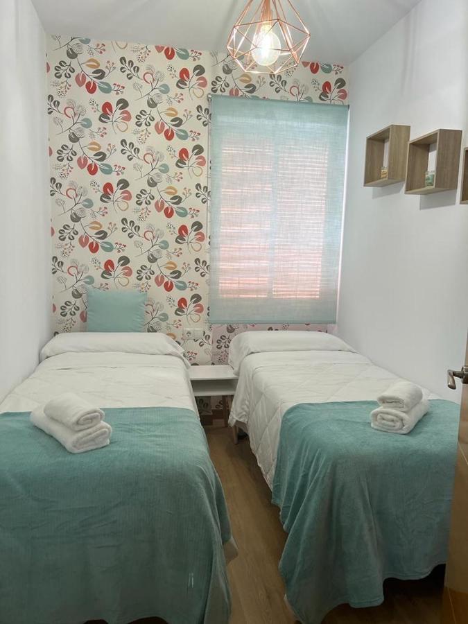 Crisana Beach Malaga Ngoại thất bức ảnh