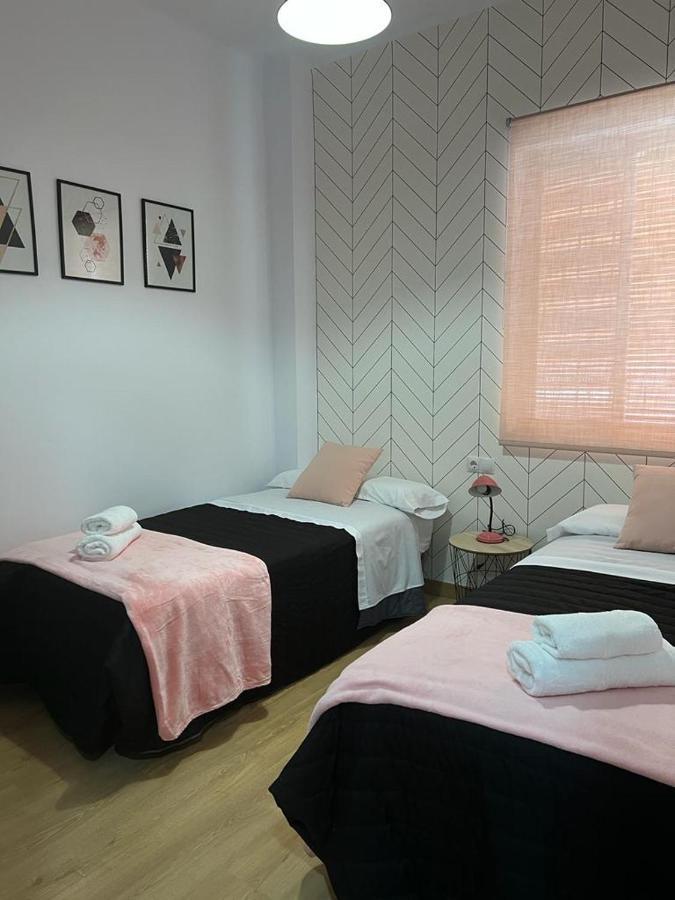 Crisana Beach Malaga Ngoại thất bức ảnh